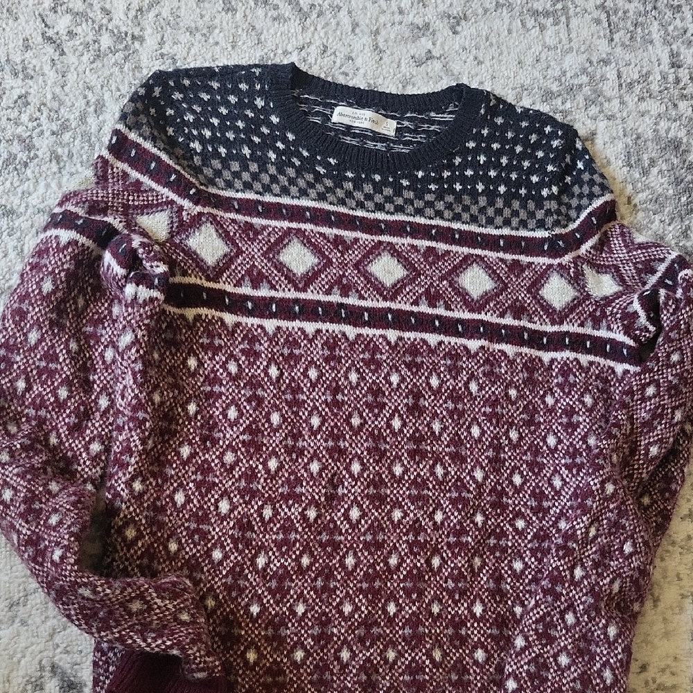 Abercrombie & Fitch Charcoal Knit Sweater